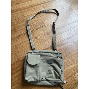 Baggallini Beige Crossbody Organizer Travel Purse Bag Fanny Pack Nylon Travel